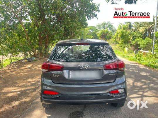 Hyundai I20 Sportz Petrol, 2020, Petrol