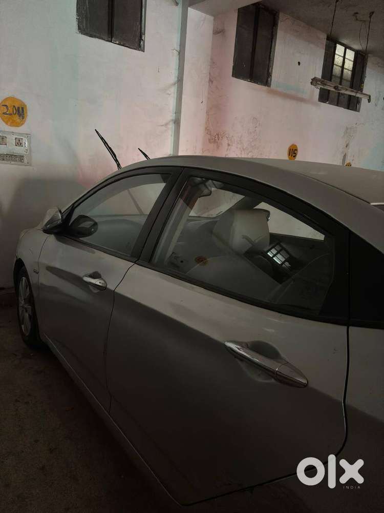 Hyundai Verna Xxi 2012 Petrol