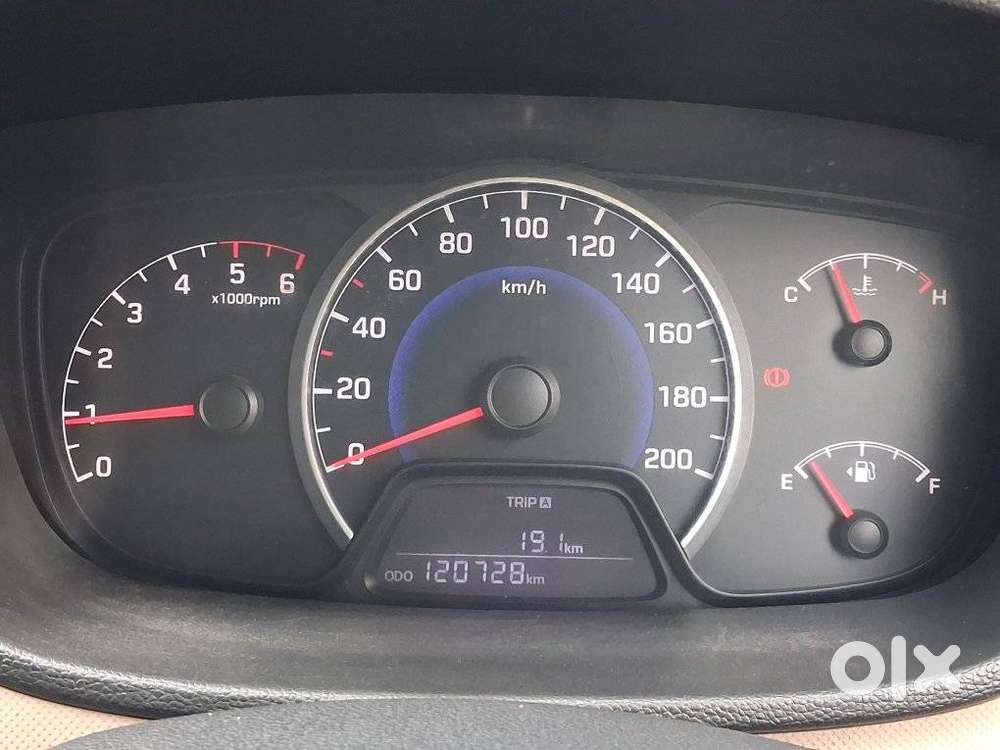 Hyundai Grand I10 1.2 Crdi Sportz, 2016, Diesel