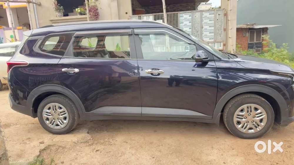 Kia Carens 2024 Petrol 23000 Km Driven