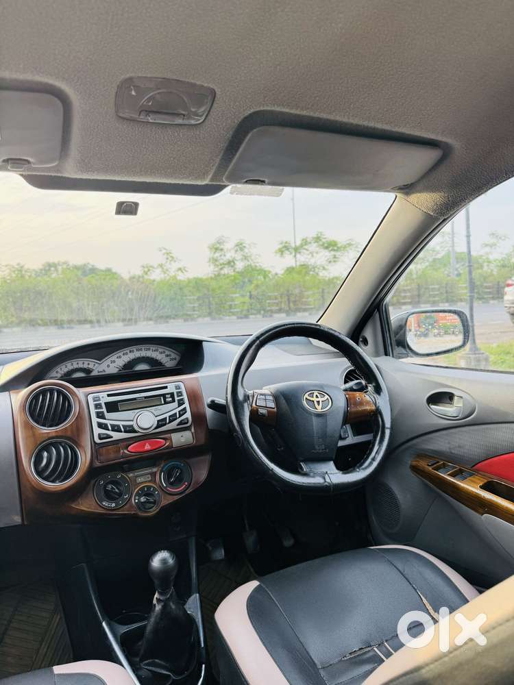 Toyota Etios 2010-2012 Vx, 2011, Cng & Hybrids