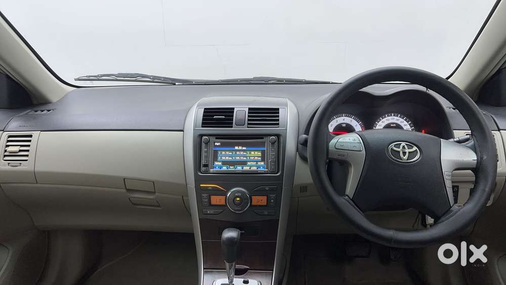 Toyota Corolla Altis G At, 2013, Petrol