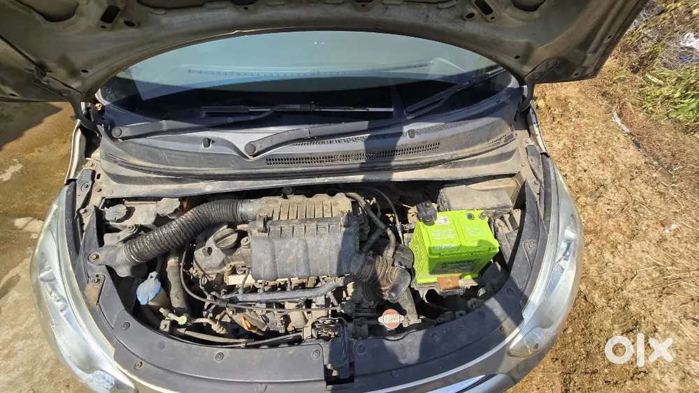 Hyundai I10 Sportz Petrol 2011