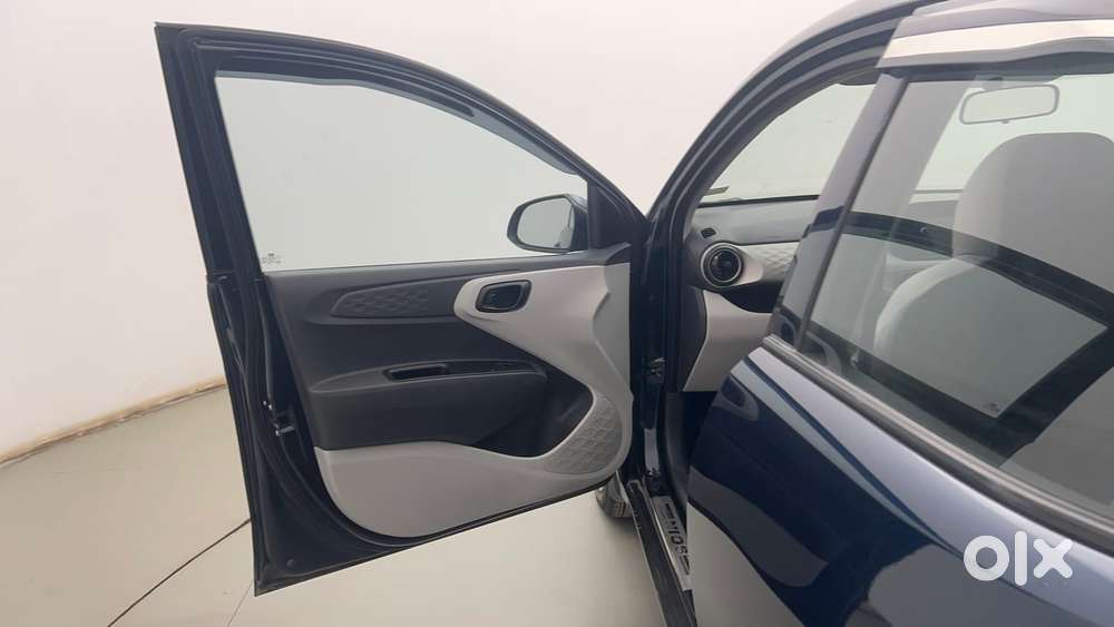 Hyundai Grand I10 Nios Corporate Edition 1.2 Vtvt, 2024, Petrol