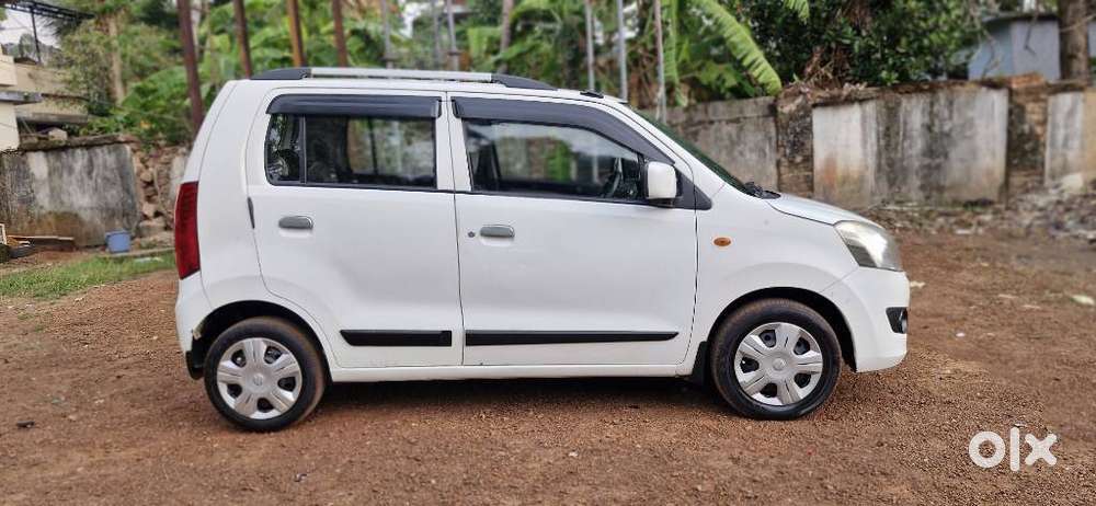 Maruti Suzuki Wagon R Vxi Optional, 2014, Petrol