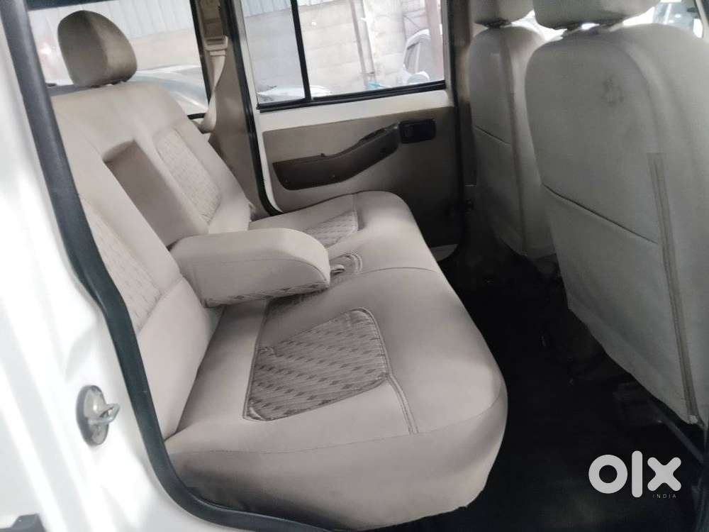 Mahindra Bolero B6, 2022, Petrol