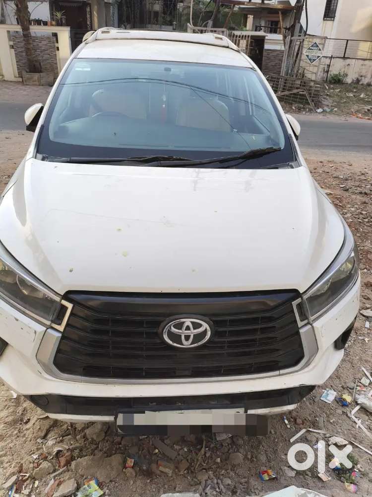 Toyota Innova Crysta 2022 Diesel 270000 Km Driven