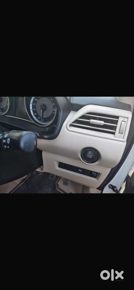 Maruti Suzuki Swift Dzire Zxi + Amt, 2019, Petrol
