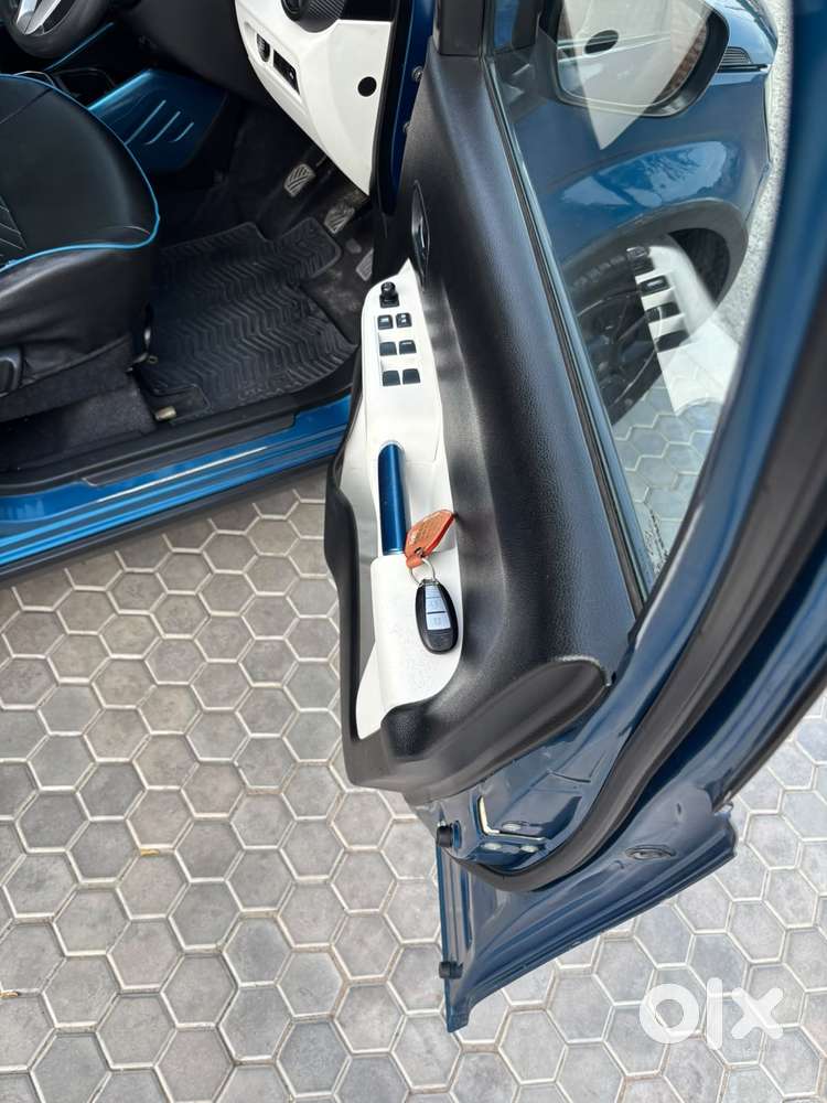 Maruti Suzuki Ignis 1.2 Zeta Mt Dual Tone, 2018, Petrol
