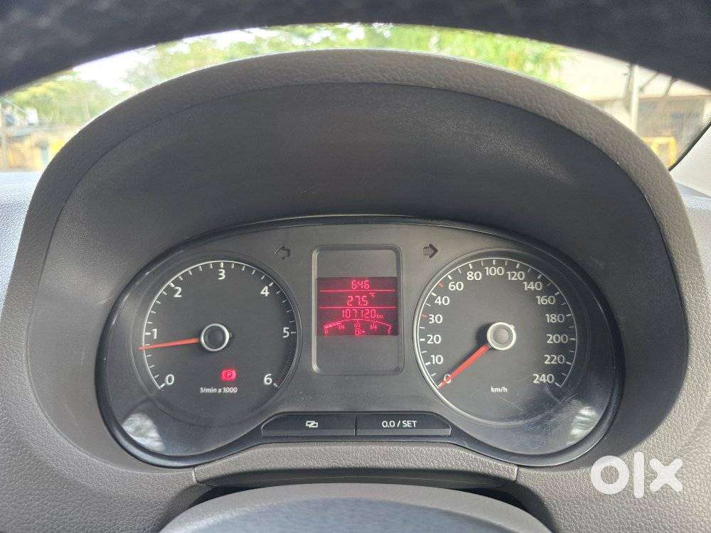 Volkswagen Vento Magnific 1.6 Highline, 2014, Diesel