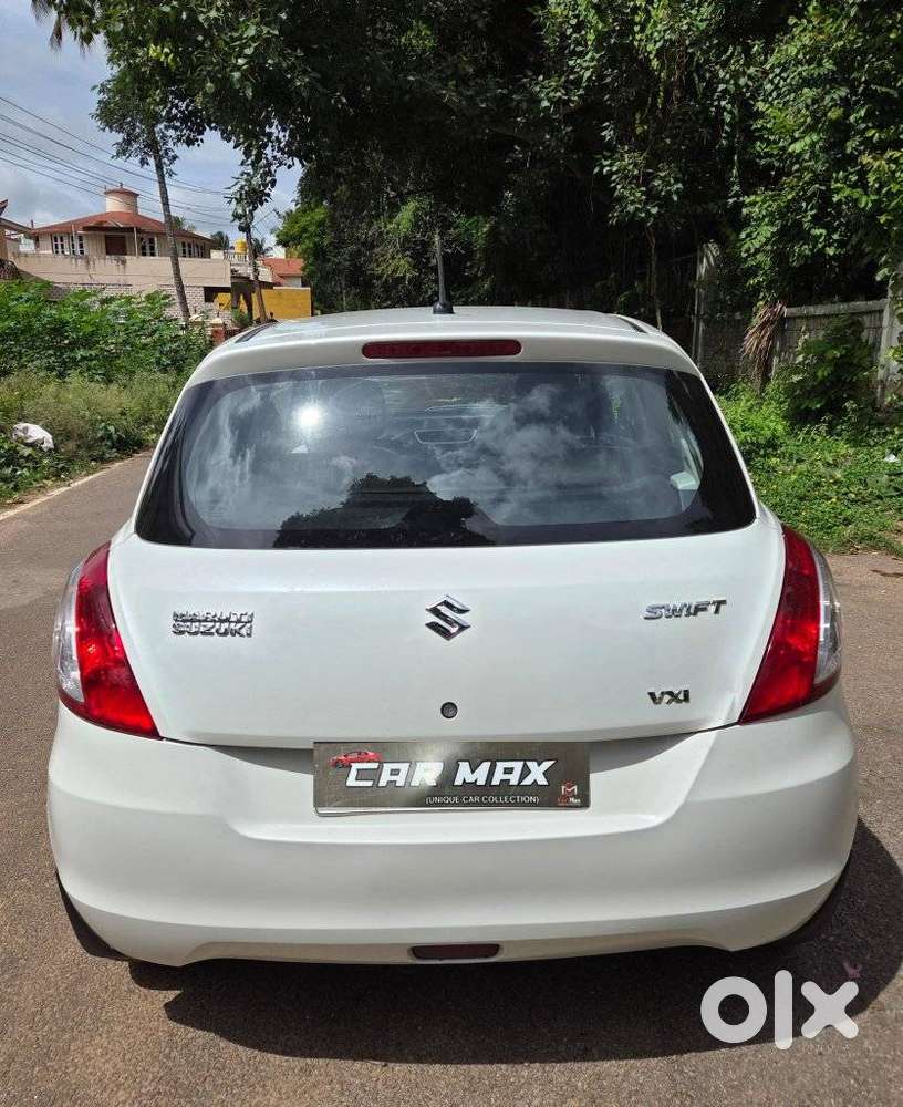 Maruti Suzuki Swift Vxi, 2014, Petrol