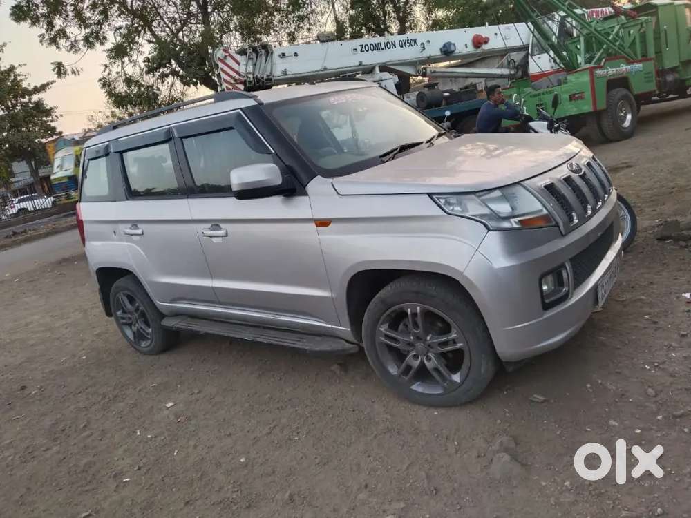 Mahindra Tuv 300 2017