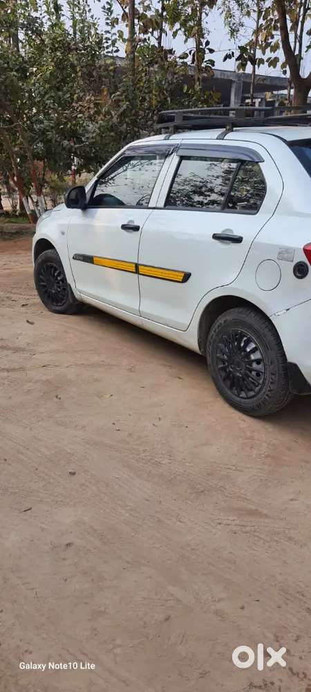 Maruti Suzuki Dzire 2022 Cng & Petrol 96000 Km Driven