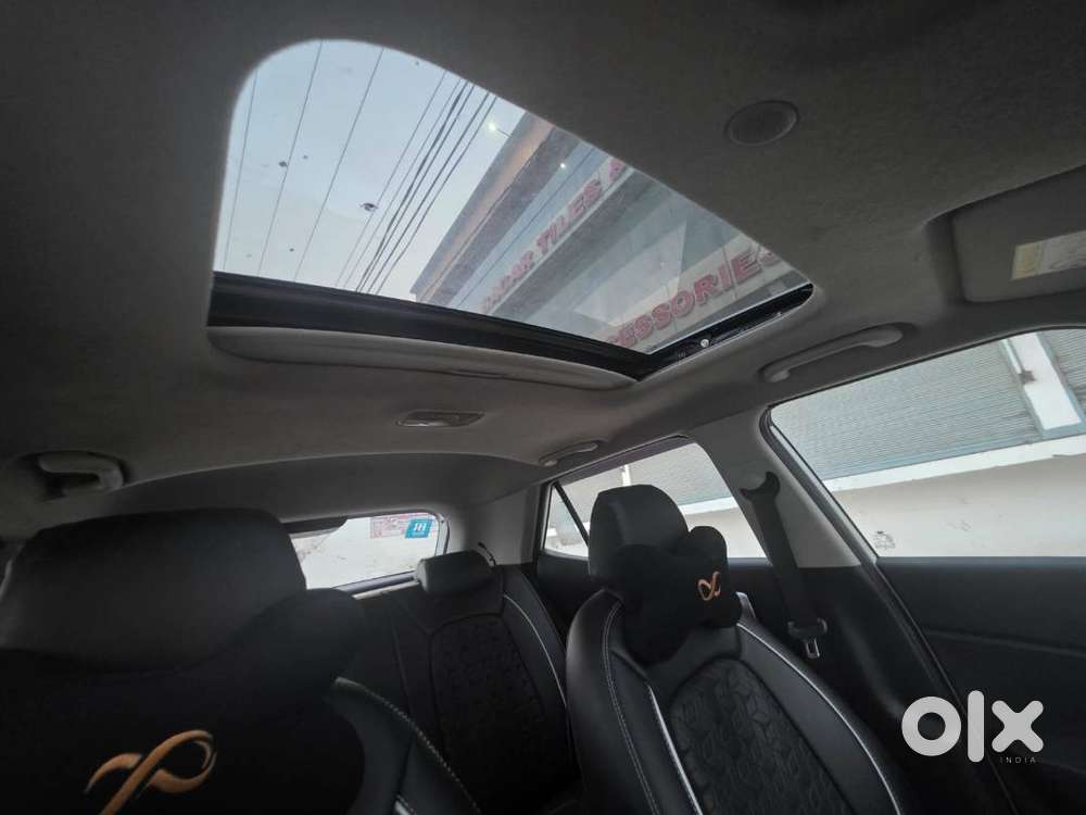Hyundai Venue_diesel_2021_85000kms