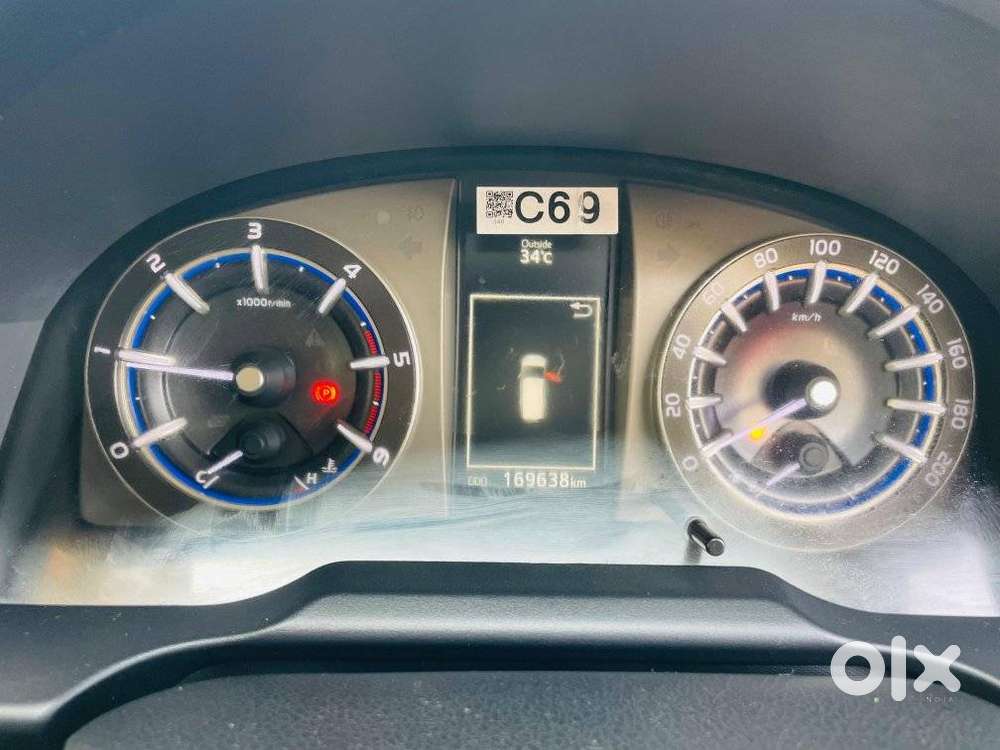 Toyota Innova Crysta 2.4 V 8 Str, 2018, Diesel
