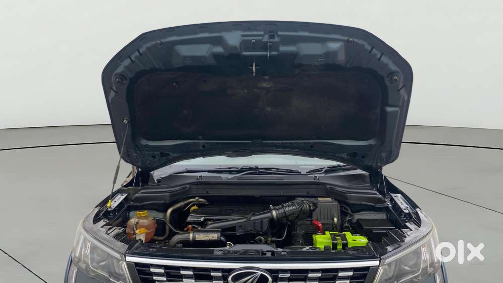 Mahindra Xuv300 W8, 2020, Petrol