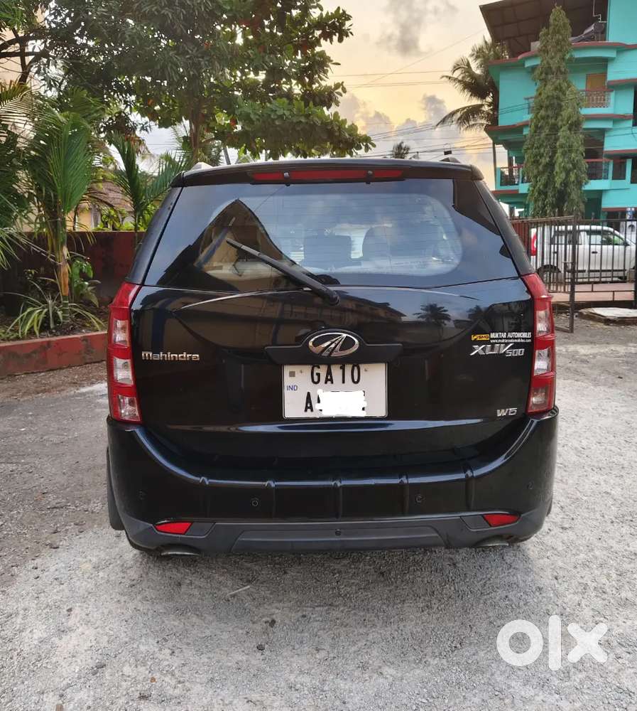 Mahindra Xuv500 Diesel W6, 2014 June, Black Colour, Showroom Condition