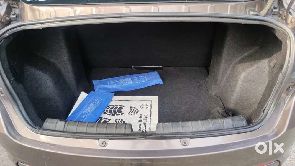 Tata Tigor Xza, 2018, Petrol