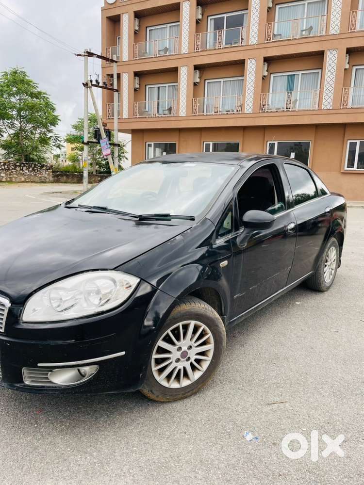 Fiat Linea Emotion 2011 Petrol