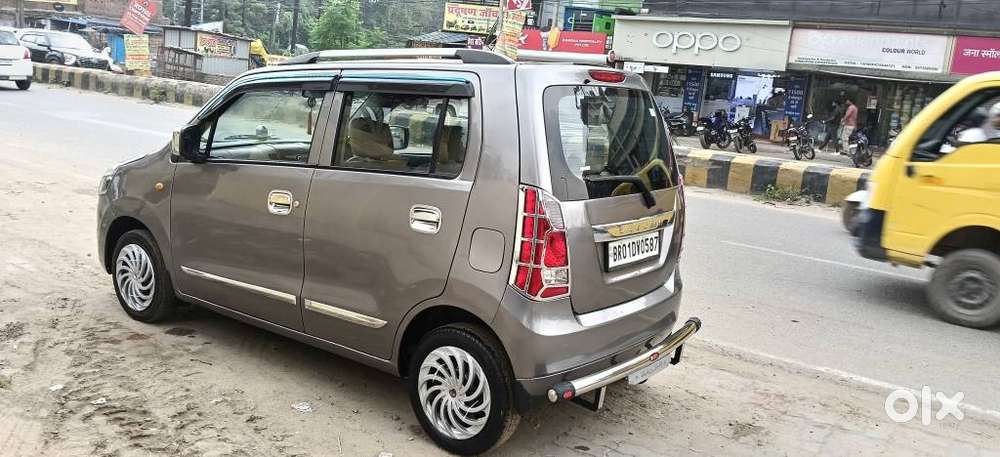 Maruti Suzuki Wagon R Vxi 1.0, 2018, Petrol