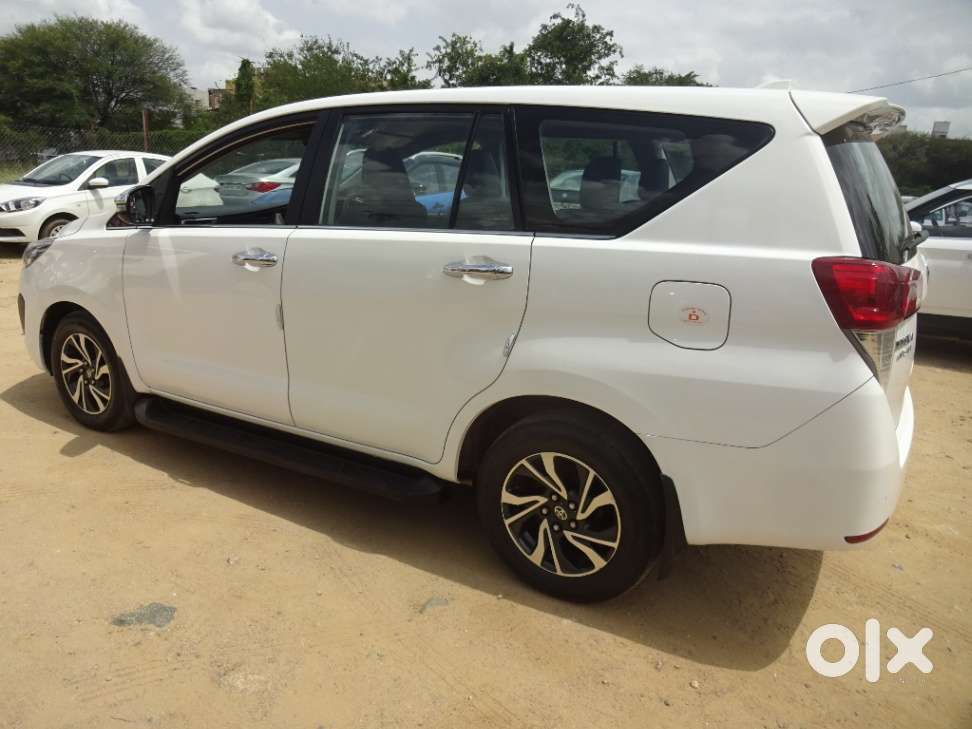 Toyota Innova Crysta 2.4 Vx Mt, 2022, Diesel