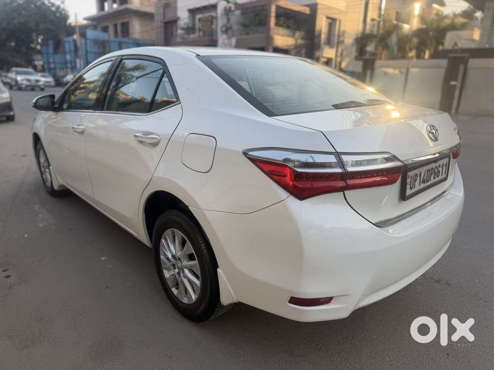 Toyota Corolla Altis Facelift, 2018, Petrol
