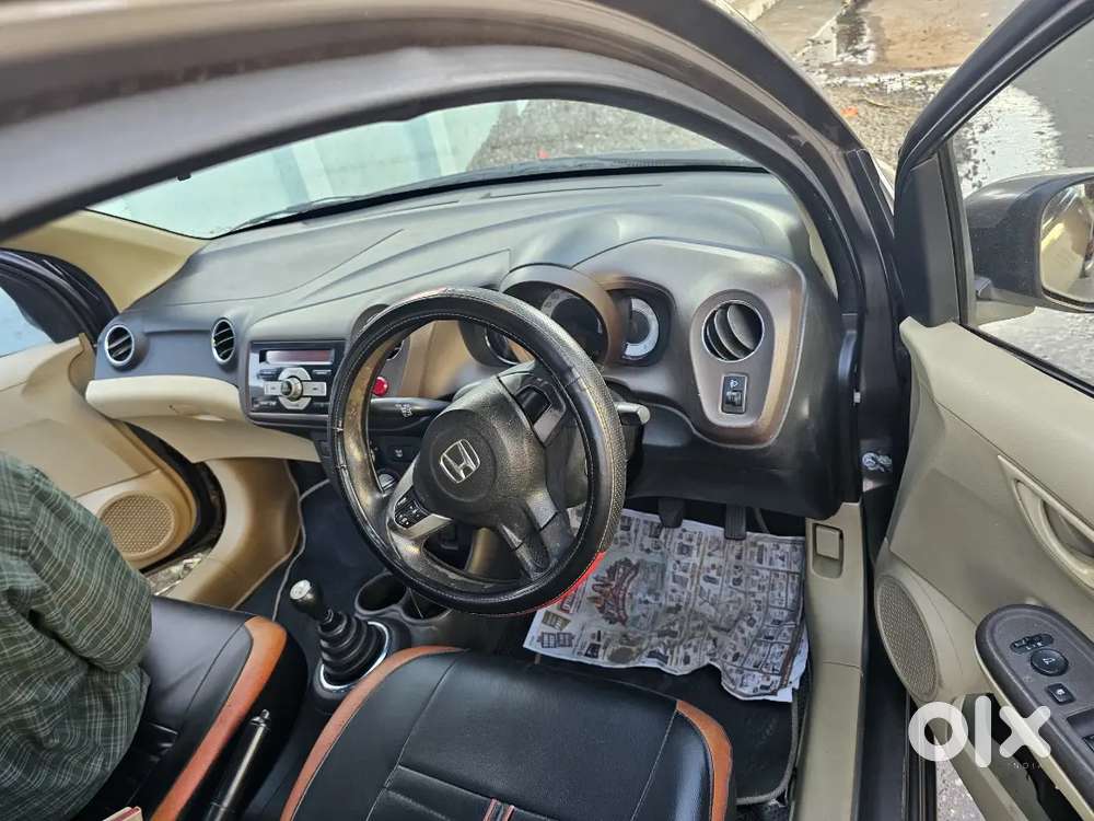 Honda Brio 2013 Petrol Well Maintained