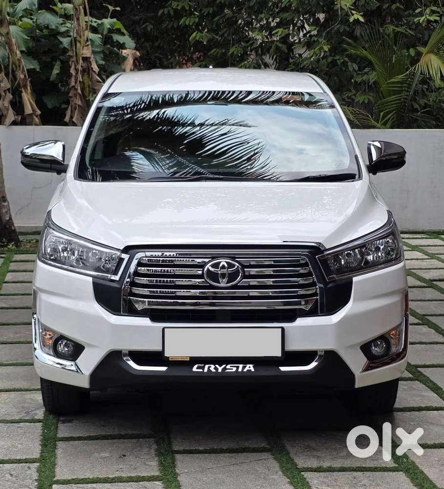 Toyota Innova Crysta 2023
