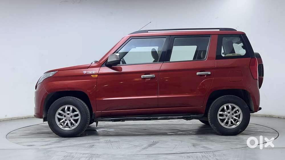 Mahindra Tuv 300 T8, 2016, Diesel