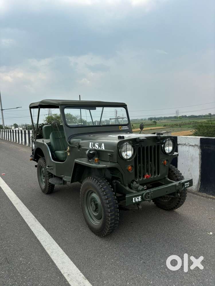 Mahindra Jeep Commander 1986