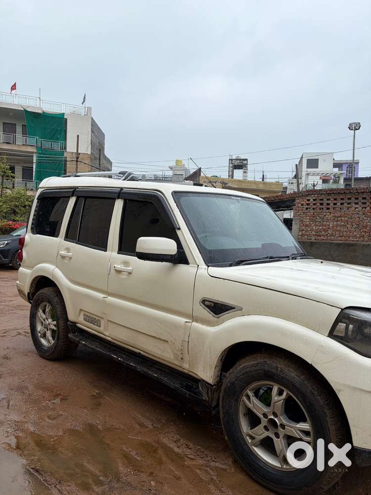 Mahindra Scorpio Classic 2012