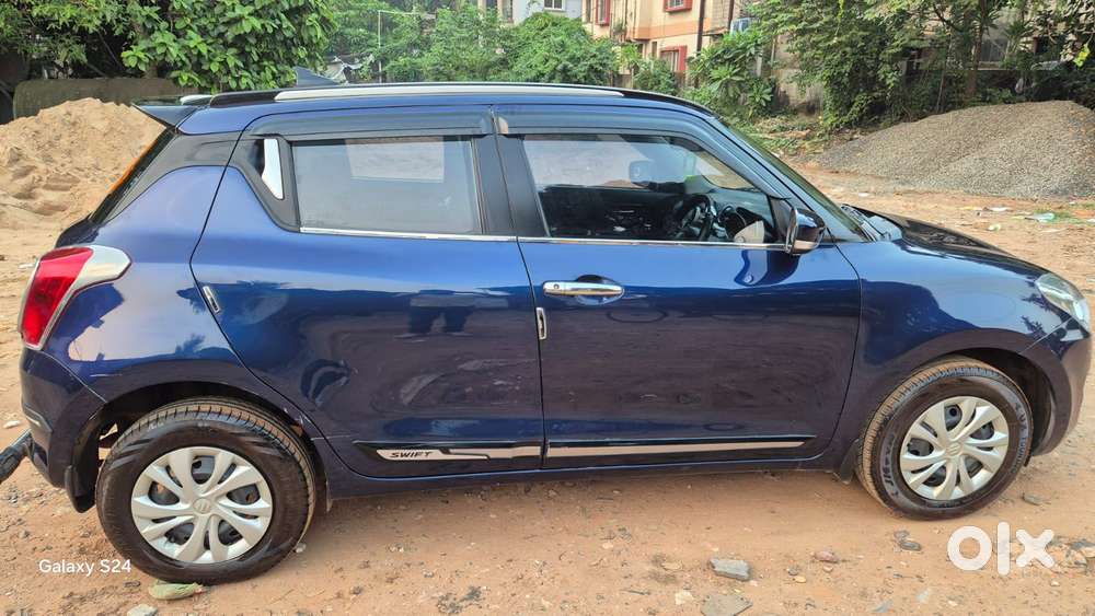 Maruti Suzuki Swift Vxi, 2020, Petrol