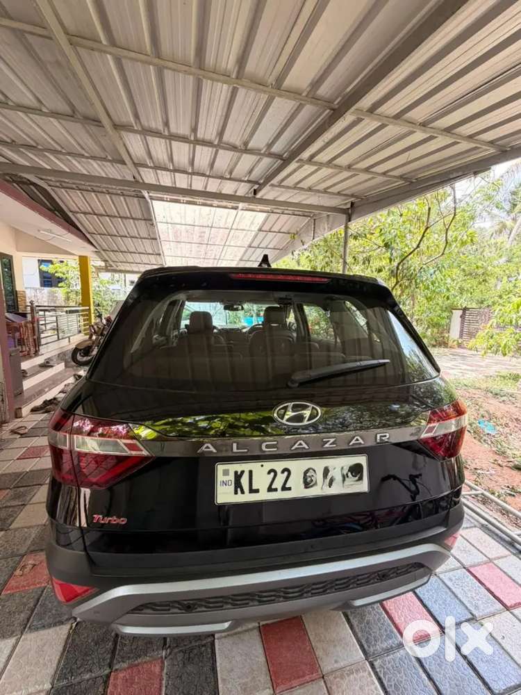 2 Year Old Hyundai Alcazar In Showroom Condition