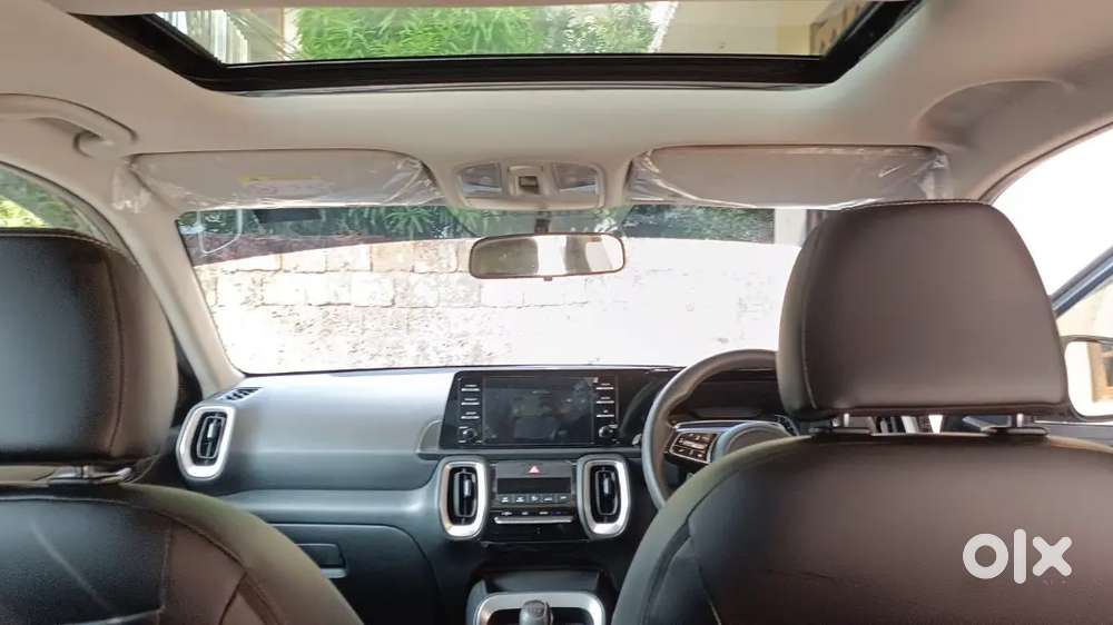 Kia Sonet G 1.2  5 Mt Htk (o)
Fancy Number , Sunroof Model