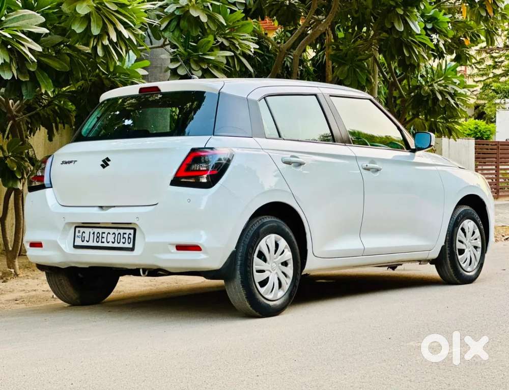 Maruti Suzuki Swift Vxi, 2024, Petrol
