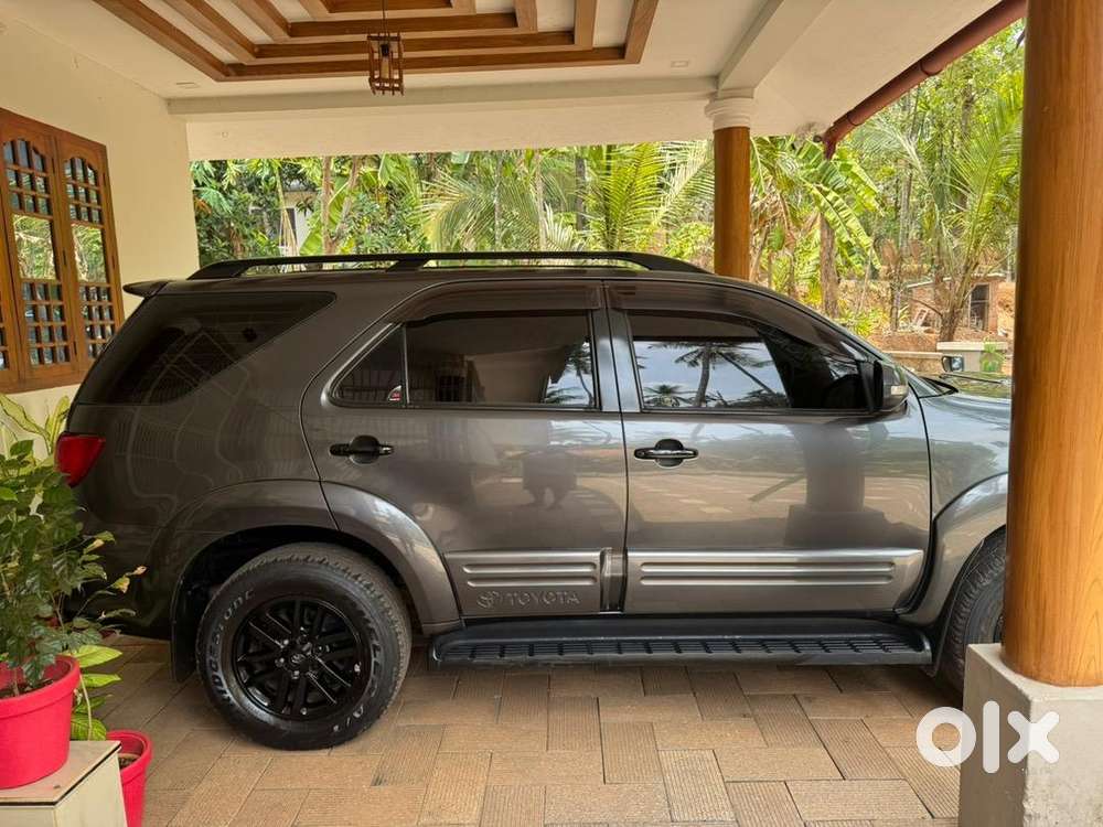 Toyota Fortuner 2015 Diesel Well Maintained