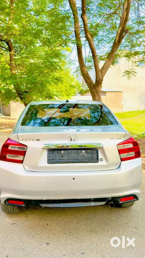 Honda City Exclusive 2013 Petrol Plus Cng With Alloy Music System