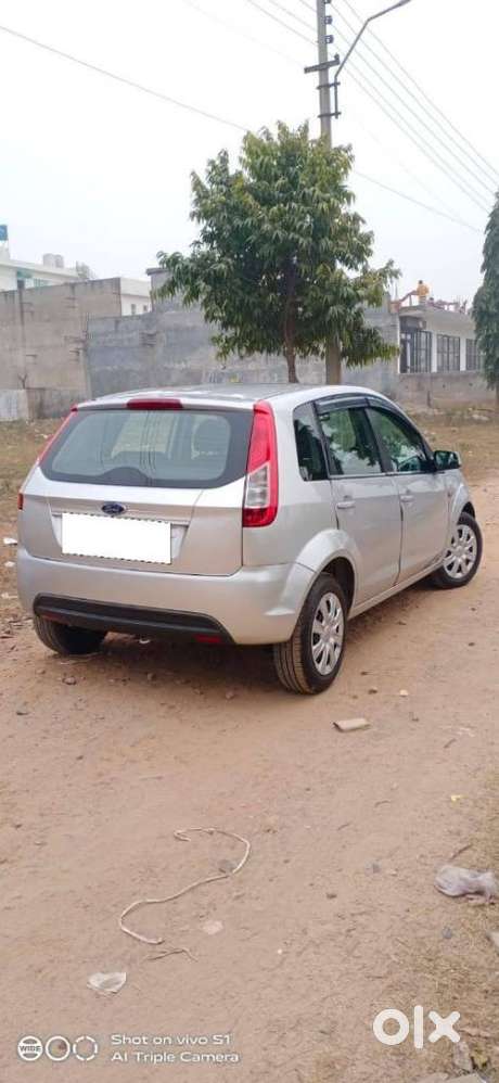 Ford Figo 1.2p Trend Mt, 2013, Diesel