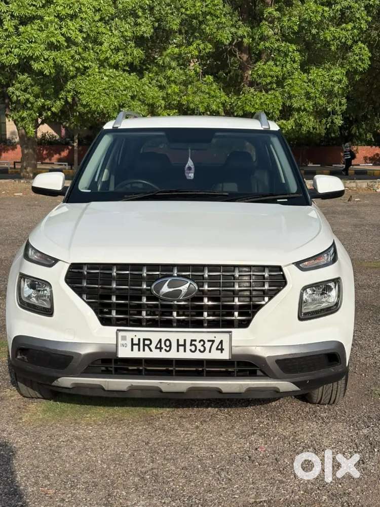 Hyundai Venue 2019 Petrol In Excellent Condition