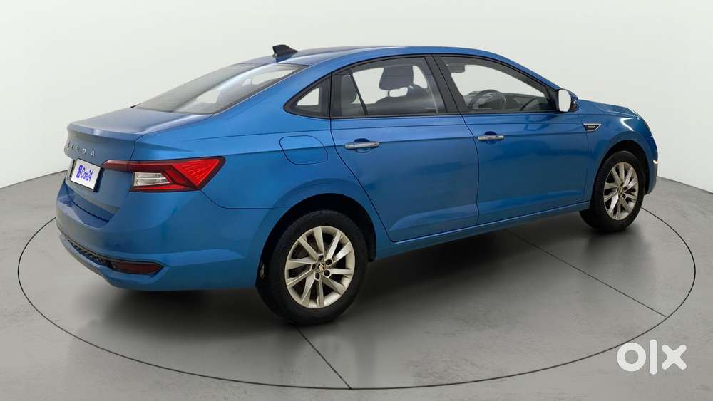 Skoda Slavia 1.0 Ambition Tsi At, 2022, Petrol