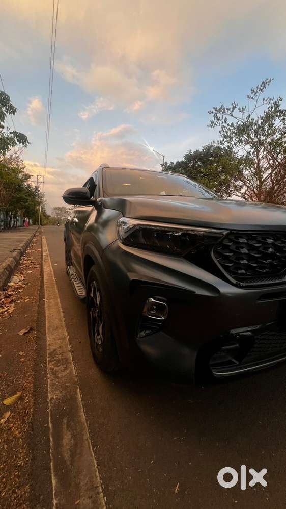 Kia Sonet Xline Dct ( Matte Colour )