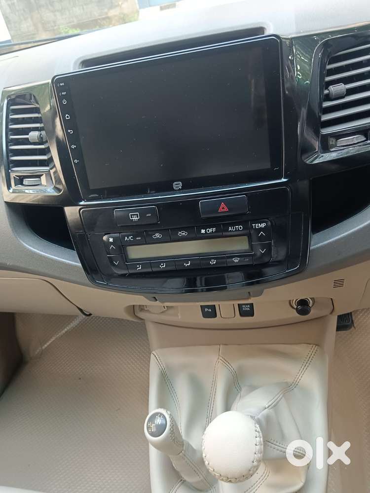 Toyota Fortuner 3.0 4x4 Manual, 2011, Diesel