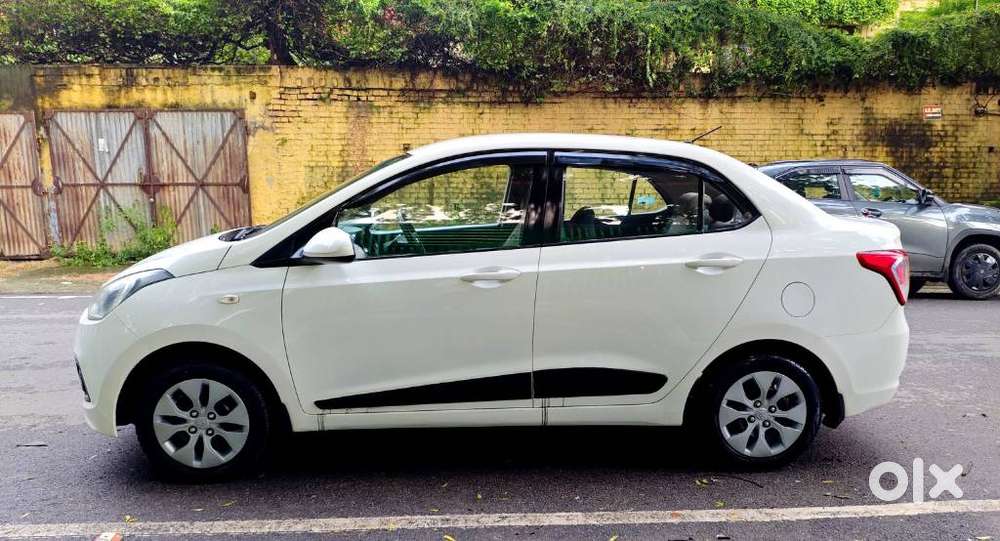Hyundai Xcent, 2015, Petrol