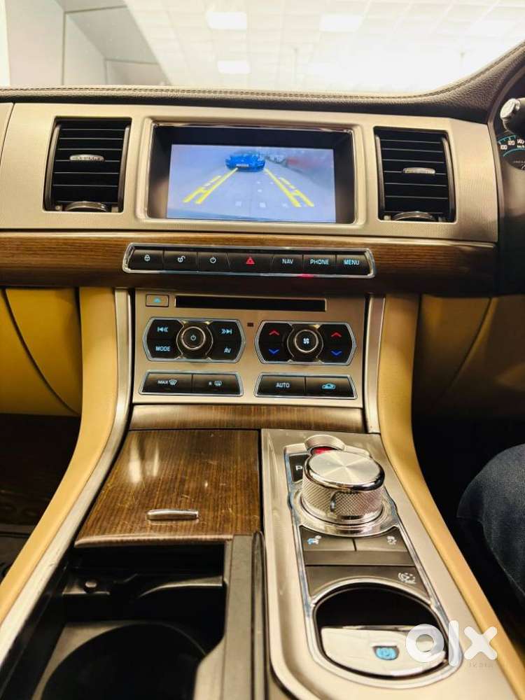 Jaguar Xf 2.2 Litre Luxury, 2015, Diesel