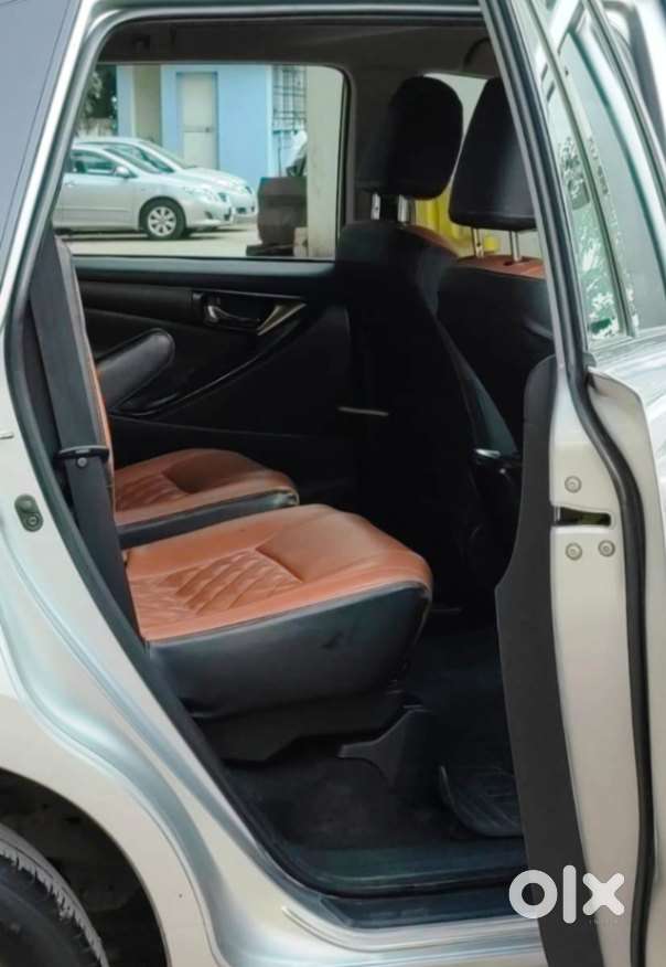 Toyota Innova Crysta