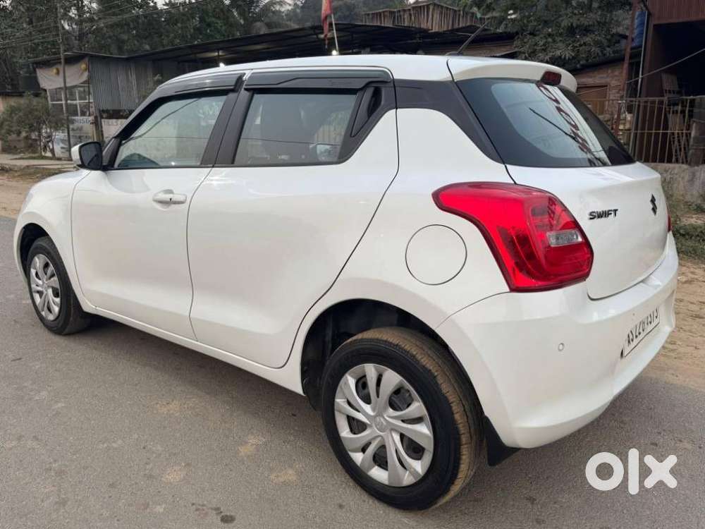 Maruti Suzuki Swift Amt Vxi, 2020, Petrol