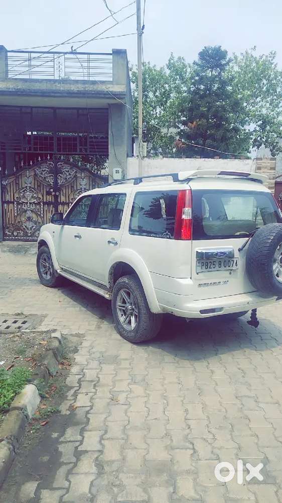 Ford Endeavour 2009 172000 Km Driven