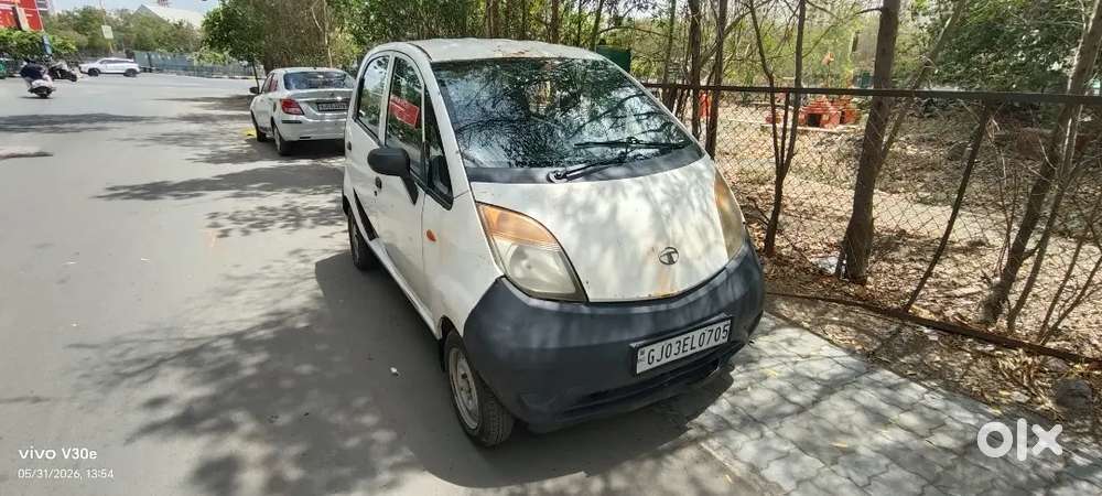 ₹40,0000tata Nano 2012 Petrol 50000 Km Driven