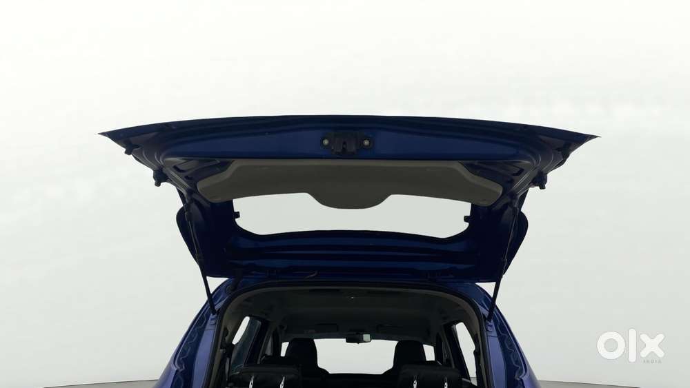 Renault Triber Rxz, 2020, Petrol