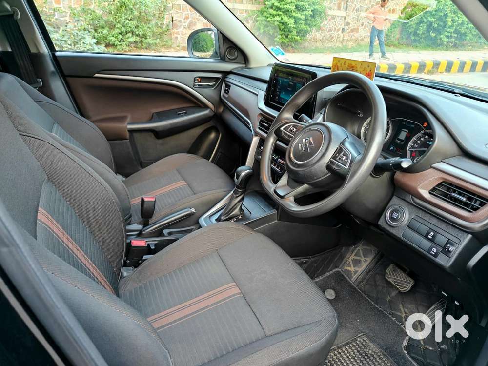 Maruti Suzuki Brezza 1.5 Zxi At Smart Hybrid, 2024, Petrol